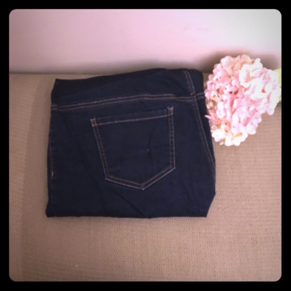 Liz Lange maternity  jeans